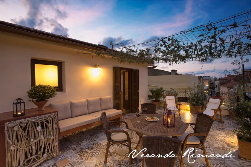 Rimondi Veranda House, Old Town - Image 1