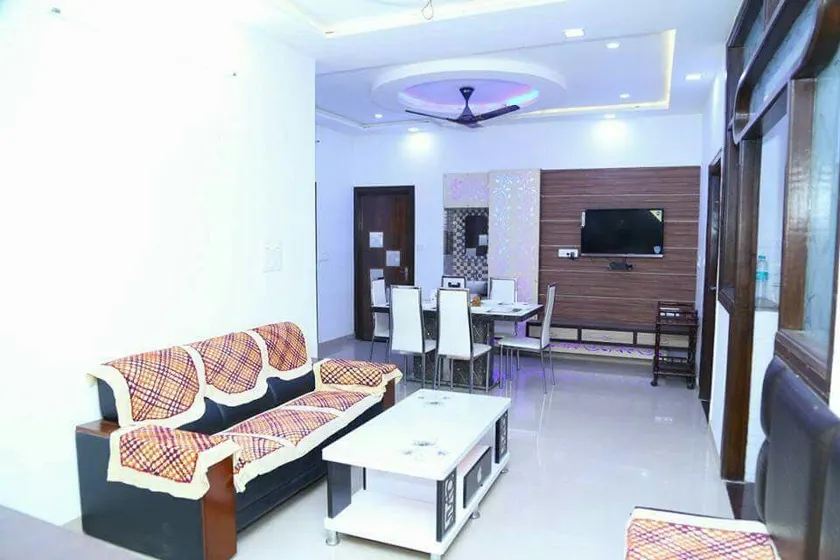 Maharaja Homestay(Homestay Near Tajmahal)- 3 Rooms - Image 1