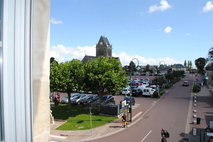 Stay on D-Day - Image 1