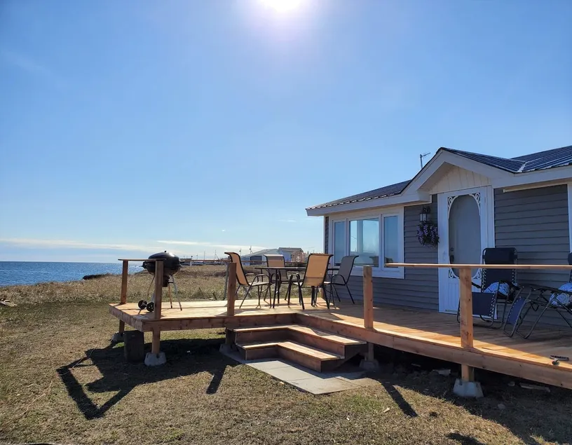 Chalet L'Evasion renovated and direct beachfront - Image 1