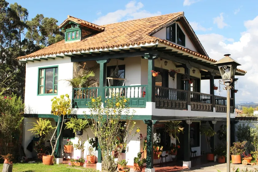 The Cattleya House, 8 bckstoPlaza/WiFi/garden/BBQ - Image 1