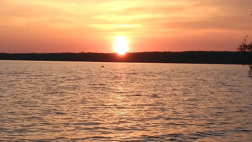 Lakefront Retreat-Sylan Beach Summer Sunset Sale ! - Image 1