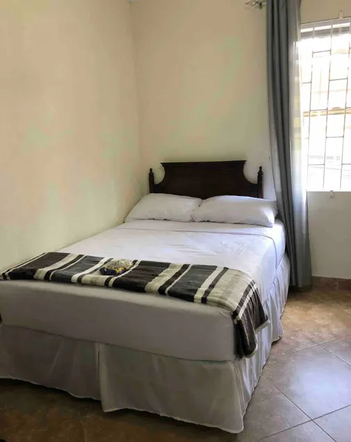 Kelly's Studio Apt -Nr Airport,Amenities&Bus Route - Image 1
