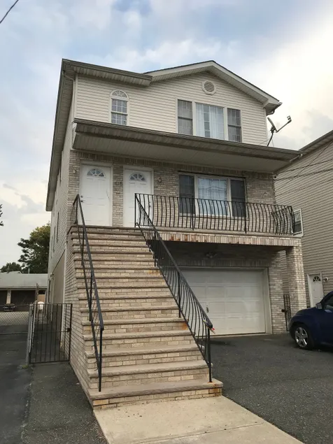 Cozy & Clean Studio Apartment near EWR/NYC - Image 1