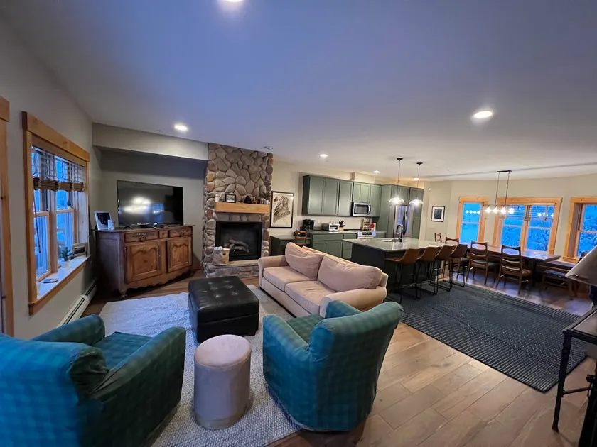 Ski-in, Ski-out Timbers 4-Bedroom condo - Image 1