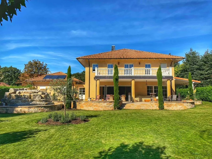 The house in the valley - spacious house in the idyllic countryside - Image 1