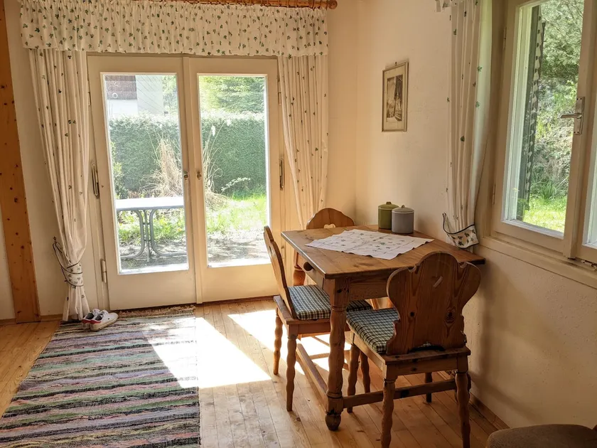 Pretty cottage in the countryside - Image 1