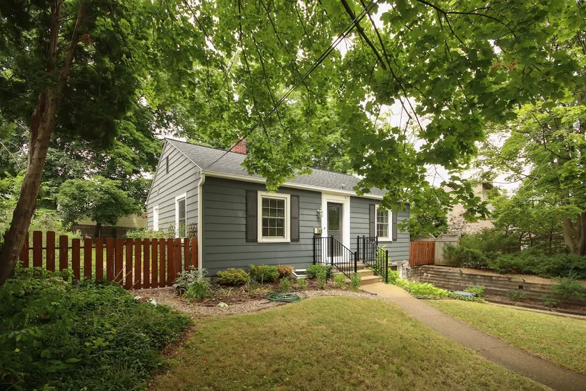 Charming Family Home in the heart of Ann Arbor - Image 1