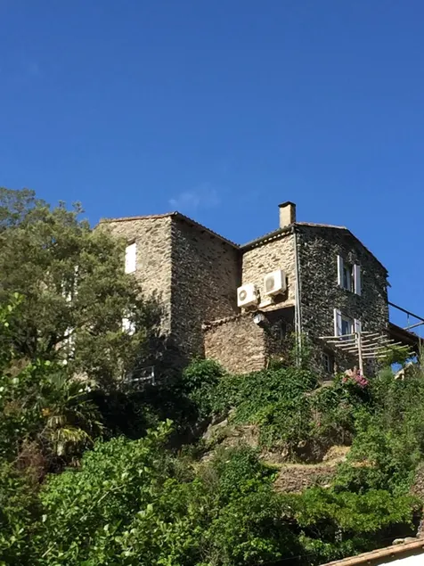 Stone house in the heart of the Gard Cévennes - Image 1
