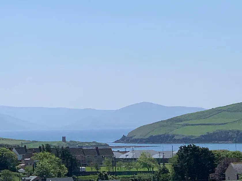 Wonderful Coastal home in Dingle town - Image 1