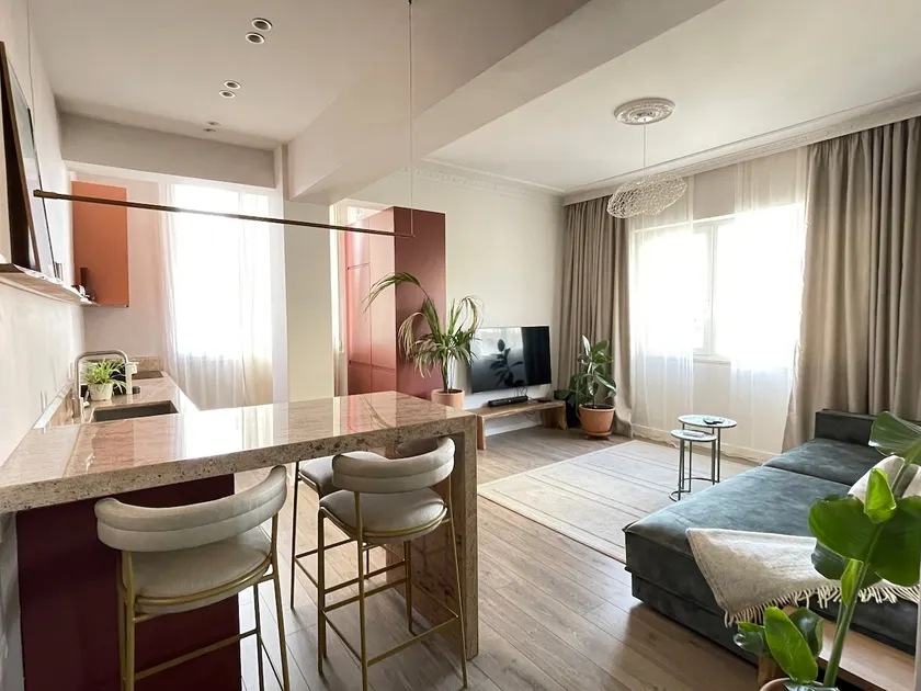 Exquisite, stylish, center apartment - Image 1