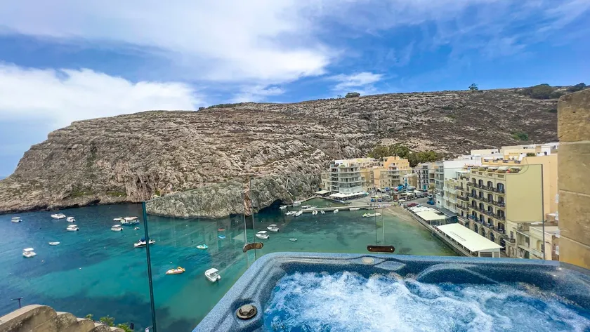 Xlendi Luxury Town House - Image 1