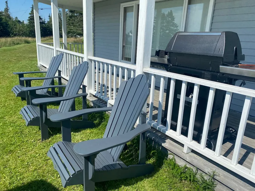 Seaside Escape Ocean Front Cottage - Image 1