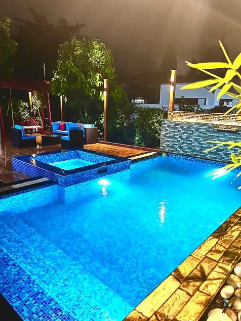 3 BHK Bungalow w Pvt Pool/Terrace/Deck in Lonavala - Image 1