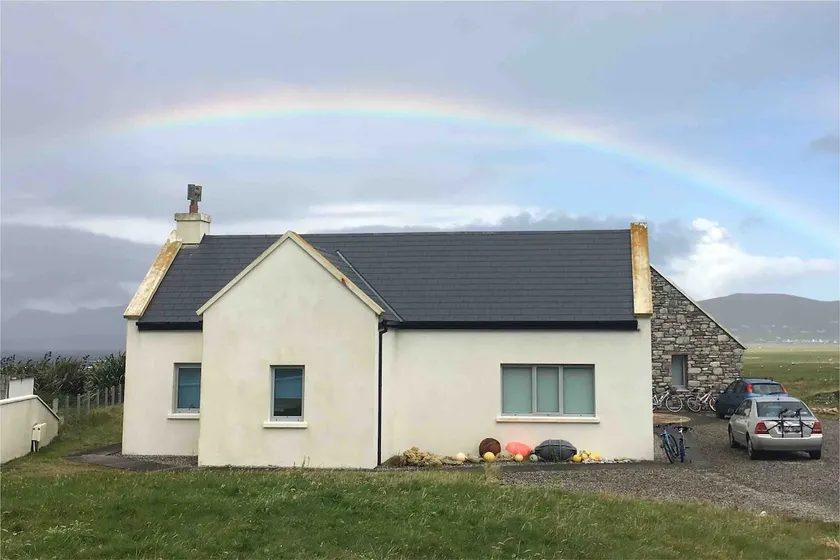 Designer cottage by the beach, Wild Atlantic Way - Image 1