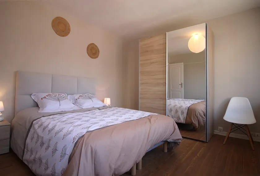 House near beach, private parking, 2 bathrooms, Fiber - Image 1
