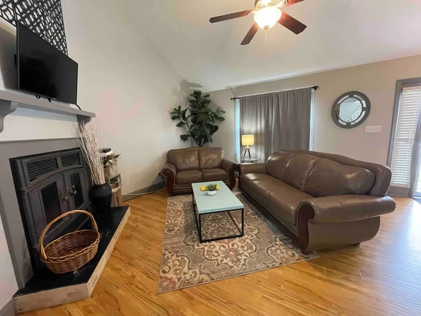 Hampton Condo Near Buckroe Beach | Dogs OK - Image 1