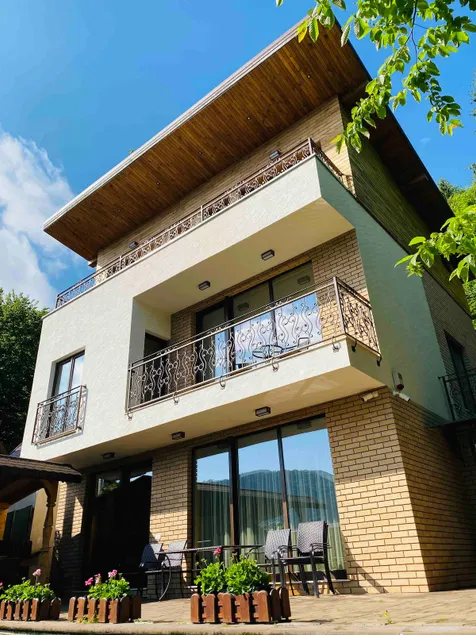Vila Tarnita - Image 1