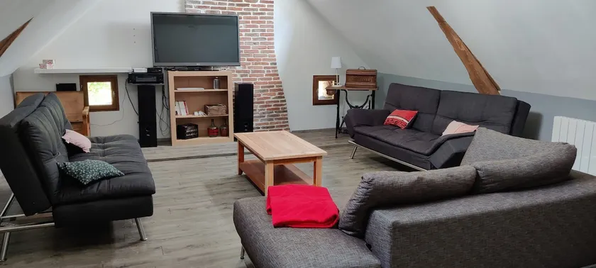 Corréze, 4 bedroom cottage, 6, 8, 10 people. - Image 1