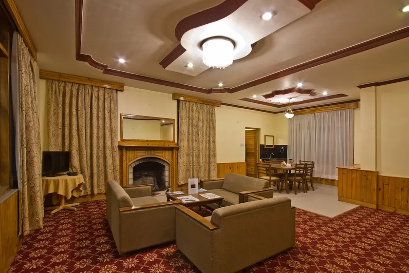 2BR HillView Super LUXURY Cottage KITCHEN Centrally Heated Rooms - Image 1