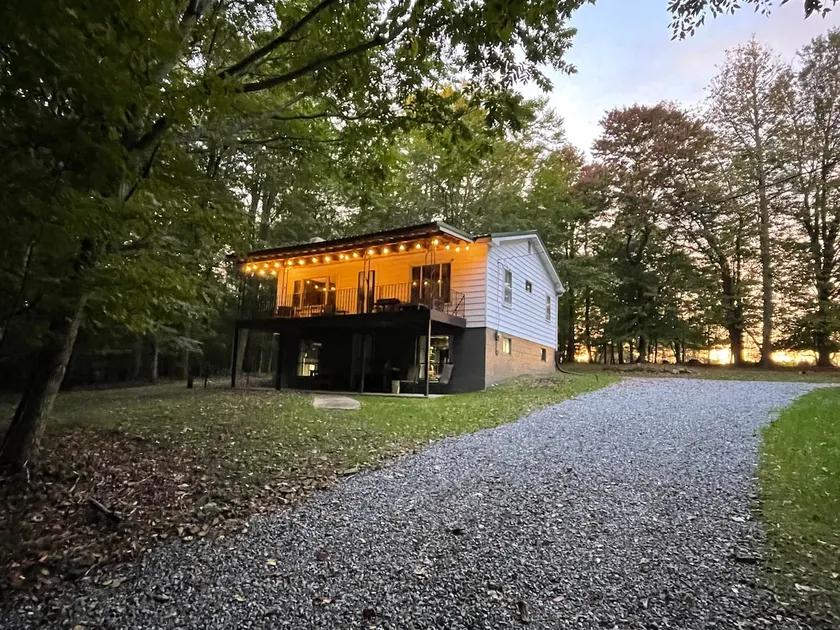 Welcome to the Lake City Cabin! - Image 1
