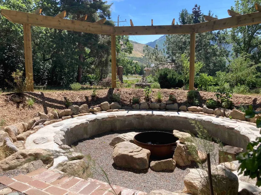 Red Door Mountain Ski Retreat with Hot Tub! - Image 1