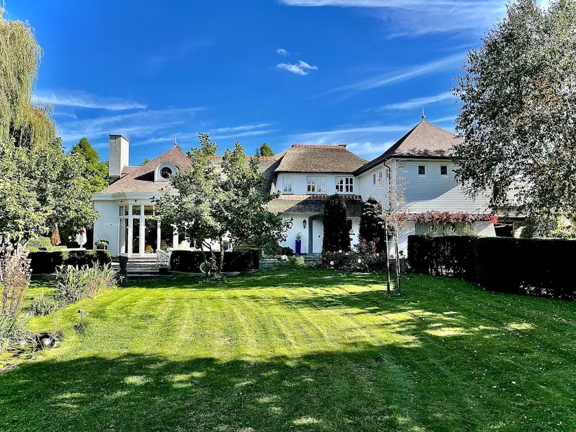Eclectic Luxury Villa close to Ghent and Aalst - Image 1