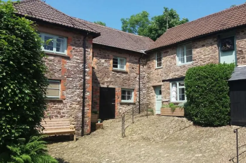 Stunning location in the centre of Exmoor - Image 1