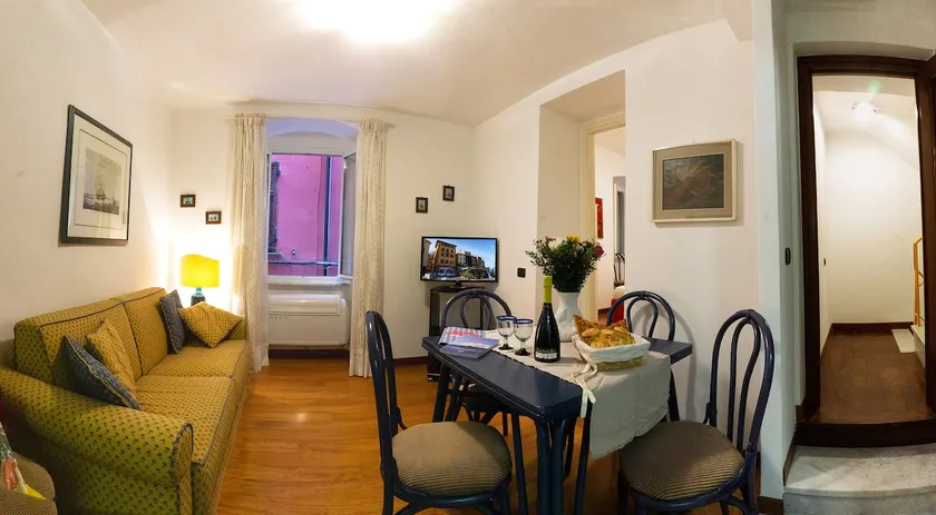 Apartment Lerici La Calata 1 free private parking - Image 1