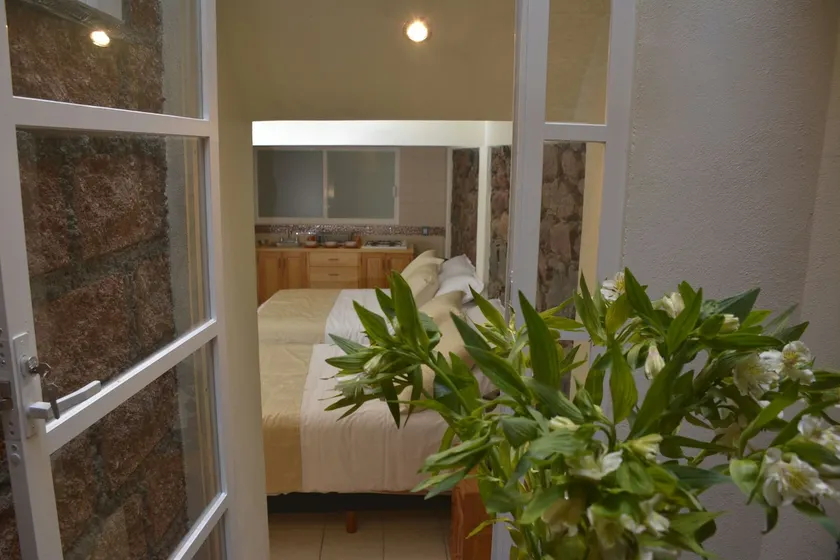 Velo de Novia Room (downtown Valle de Bravo) - Image 1