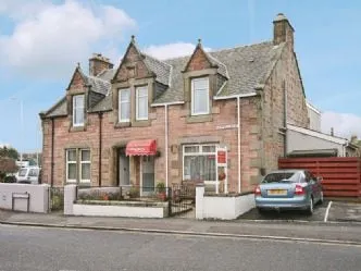 Ardgarry Holiday House - Image 1