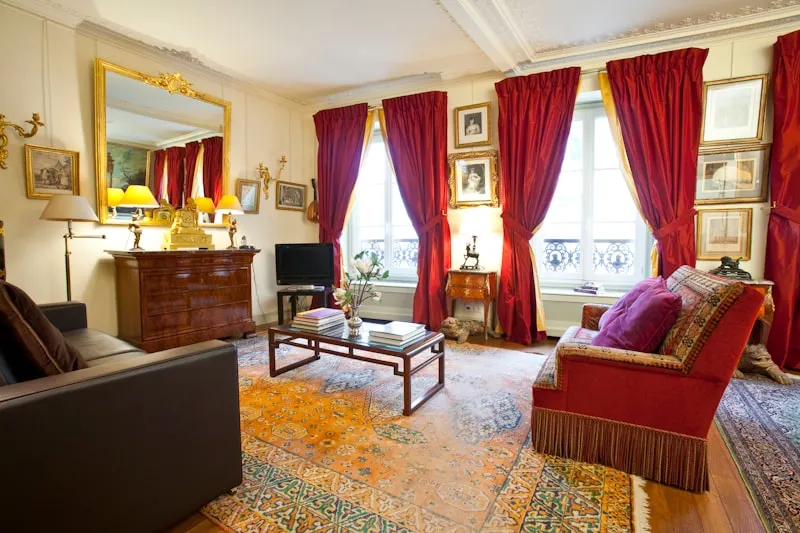 Luxury, Calm & Pleasure in 915 sqf. - Image 1