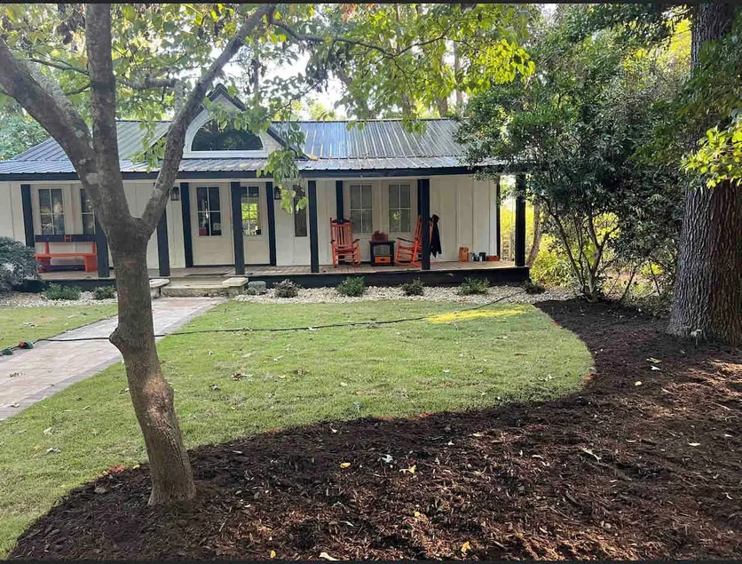 Lake Hartwell Frank Howard Home - Image 1