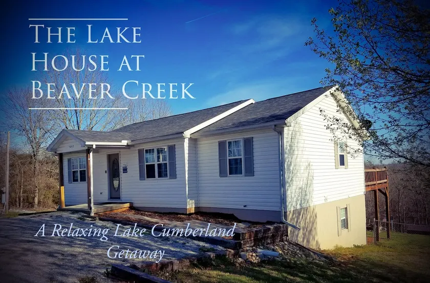 LAKE HOUSE ved Beaver Creek (1 km fra dock, 3 soveværelser / 2 bad) - Image 1