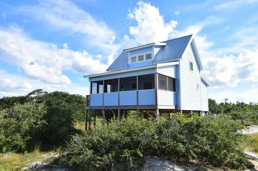 Quaint Cottage with Spectacular Views - Image 1