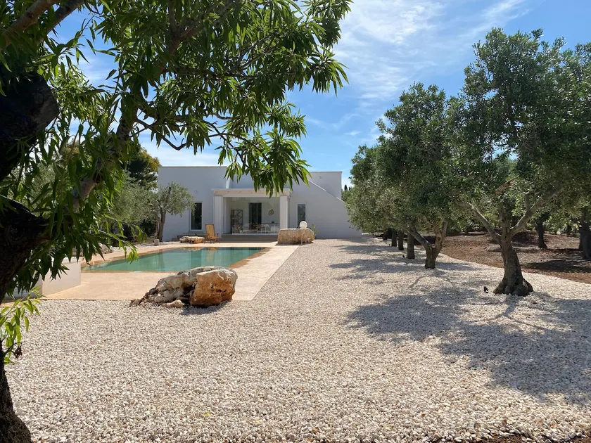 Smuk karakter Villa og Trullo i Ostuni Olive Grove med privat pool - Image 1