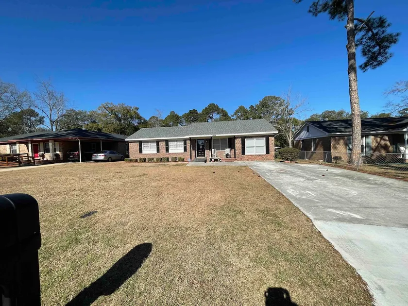 Cozy 4 bedroom House 2.5 bath - Image 1