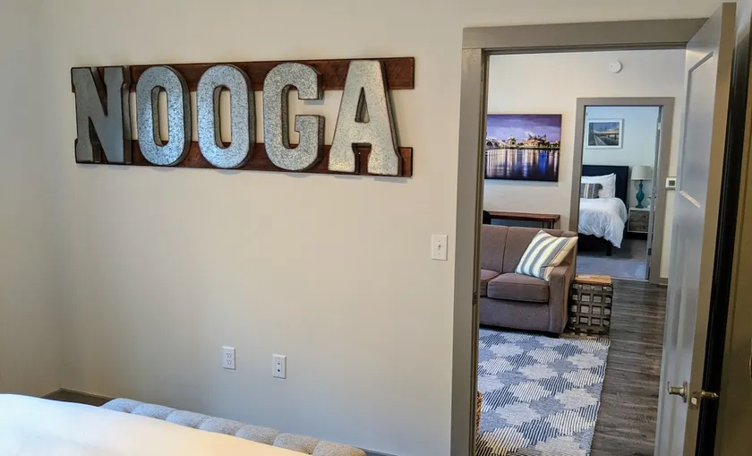 Chattanooga Escape! Riverwalk, Aquarium & More - Image 1