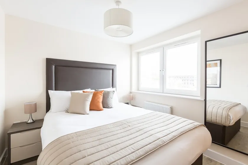 Luxury Studio Apartment at Central Gate by HOF - Image 1