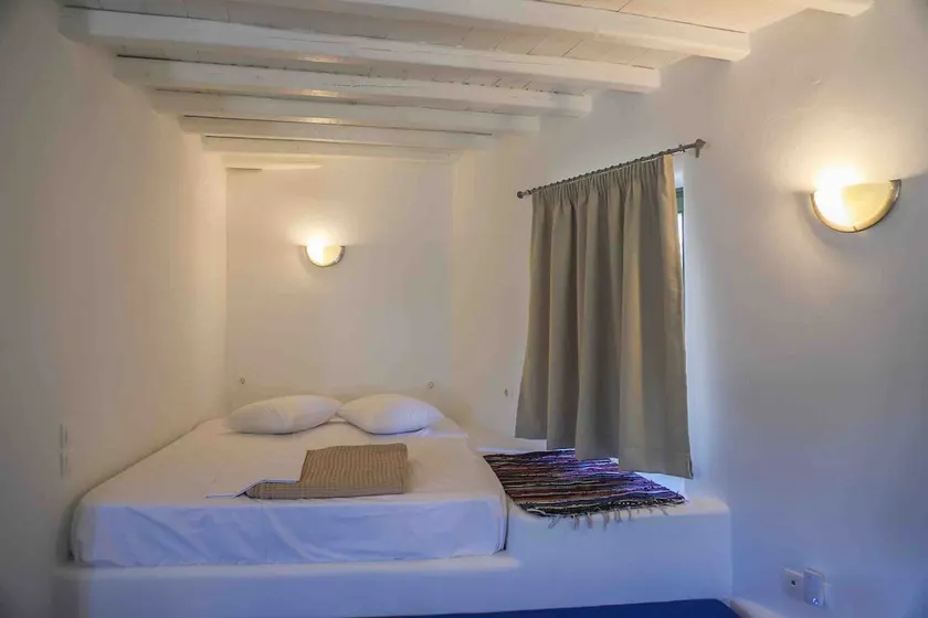 Brandnew traditional style studio. Superb seaview! - Image 1