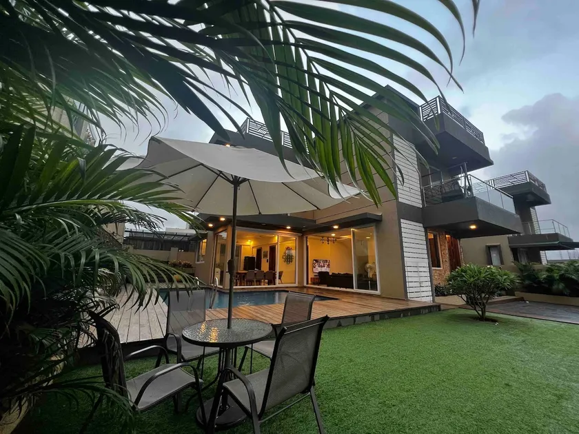 Tara - The Luxe Villa - Image 1