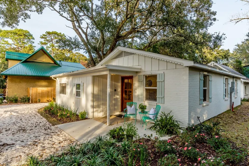 Downtown Home close to everything!! - Image 1
