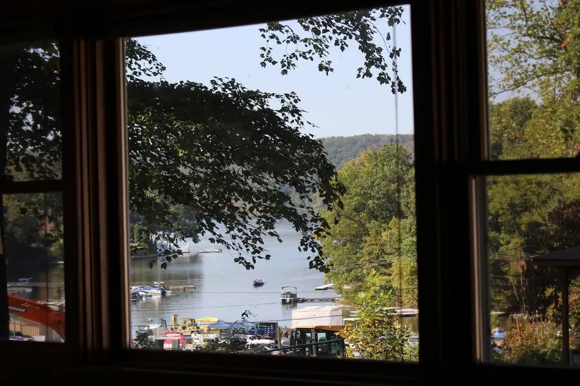Cheat Lake cottage: Close to Sunset Marina & WVU - Image 1