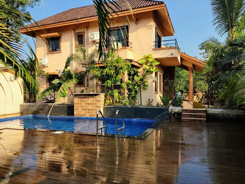 Nest Villa With Private Pool - Image 1
