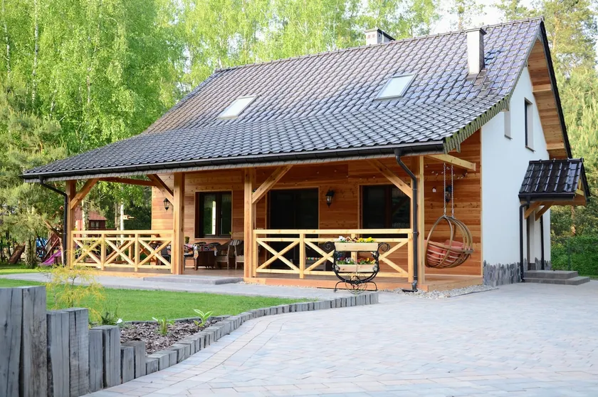 Uroczysko Lubiaszów - House near the forest by the lake - Image 1