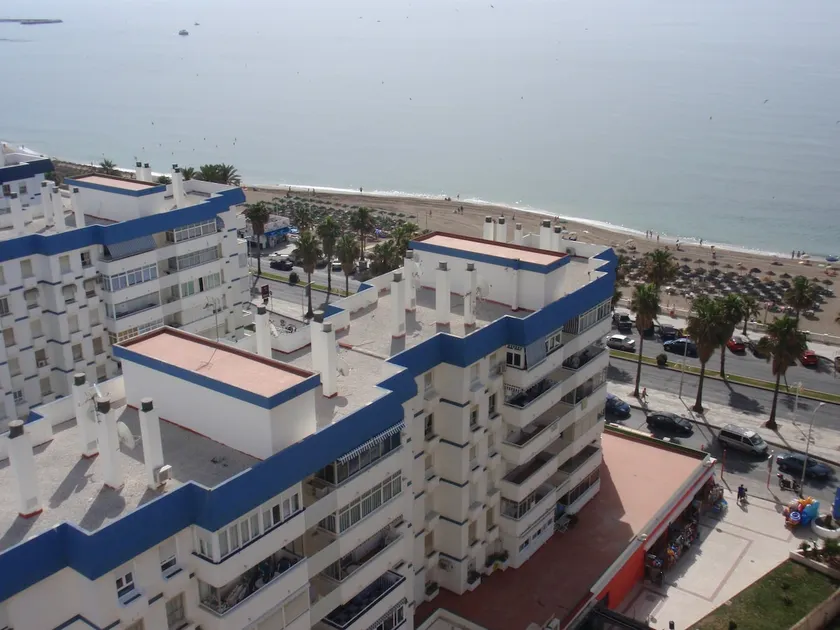 1st Beach Line, 2 Bedrooms, Garage Space - Image 1