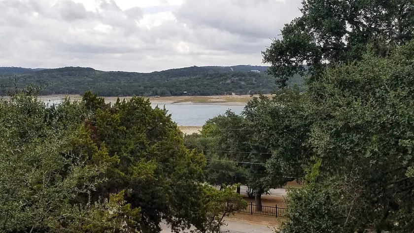 Charming Hill Country Home! - Image 1