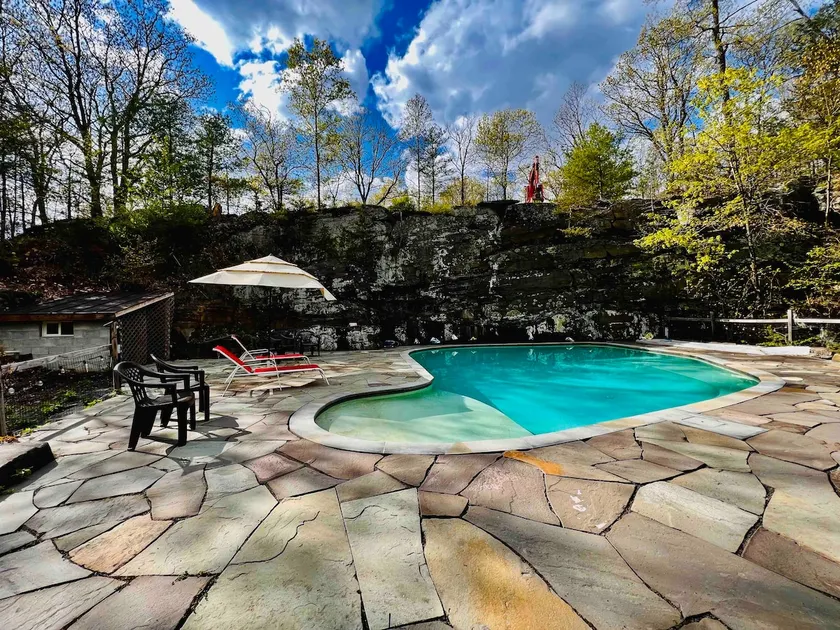 Highwoods Haven | saltwater pool and hot tub - Image 1