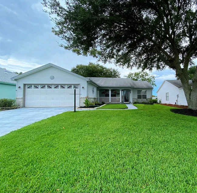 Renovated! Between Two Squares with Golf Cart ! - Image 1
