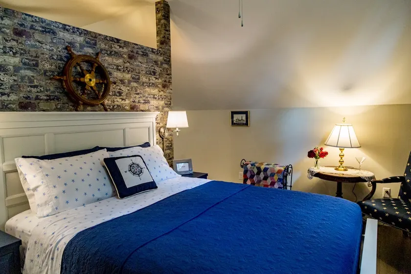The Captain’s Quarters - Image 1